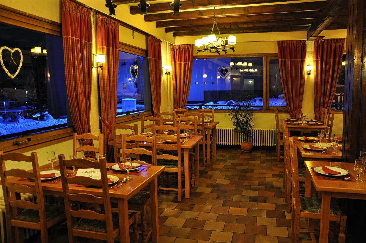 Hotel Le Provencal لو دوز آلب المظهر الخارجي الصورة