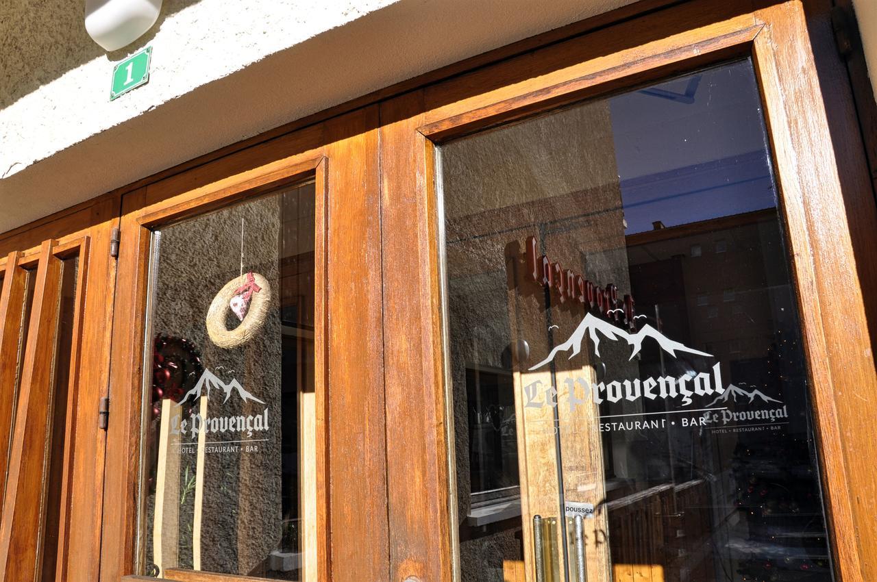 Hotel Le Provencal لو دوز آلب المظهر الخارجي الصورة